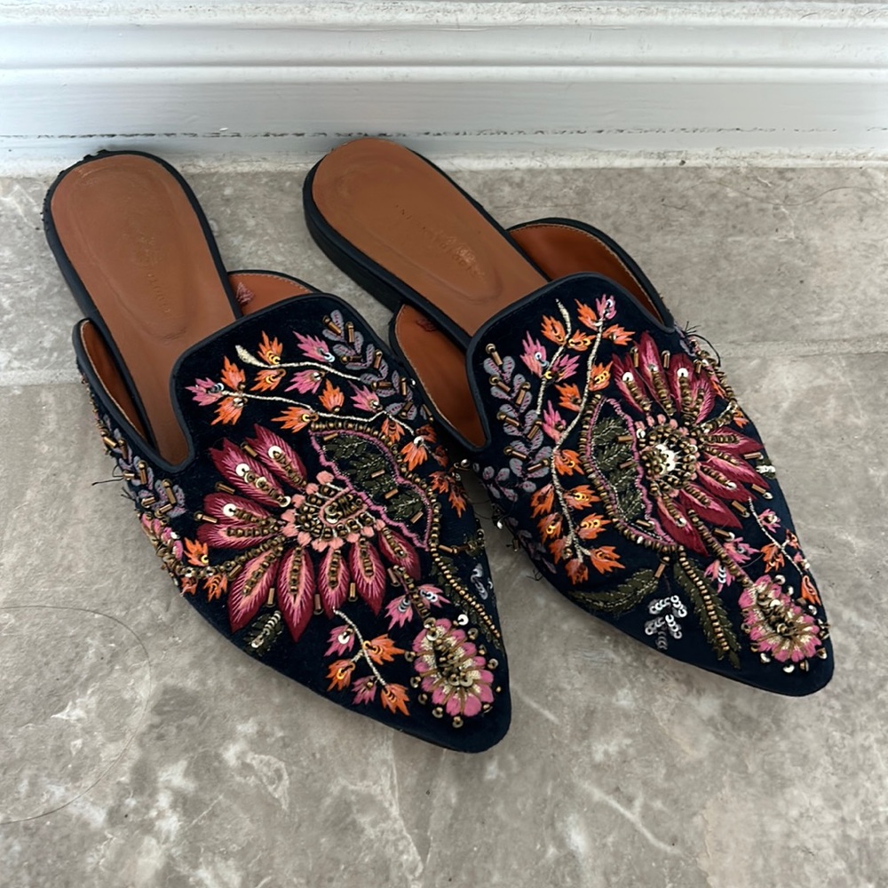 COPY - *lowest offer!* Anthropologie embellished pointed toe flats, size 40